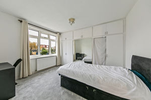 Bedroom- click for photo gallery